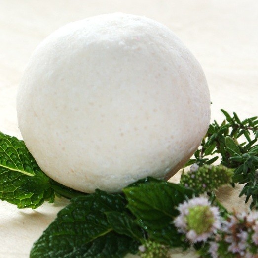 4- Naturkosmetik Badeperle Heilkräuter Handgemacht_mini Badeperle Heilkräuter