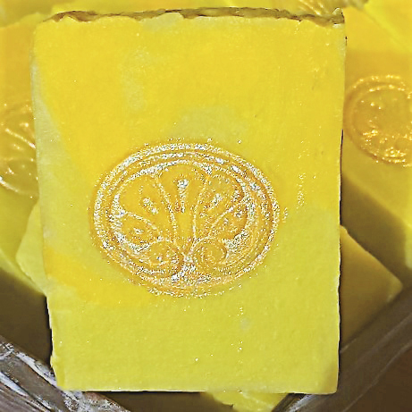 Schwesterchen Natukosmetik Buttermilchseife Limone Handgemacht Schwesterchen-Natukosmetik-Buttermilchseife-Limone-Handgemacht